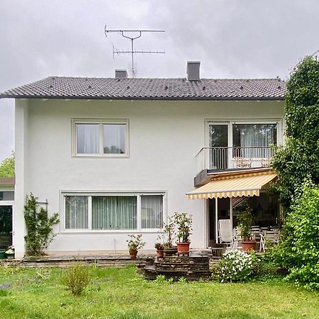 Estelada Boarding Houses Oberhaching Exterior photo